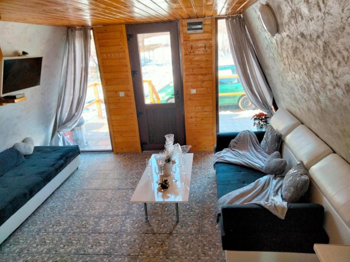 Popasul Dacilor Predelut Exterior foto